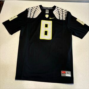 Oregon Ducks Marcus Mariota Football Jersey - Men’s Size Large